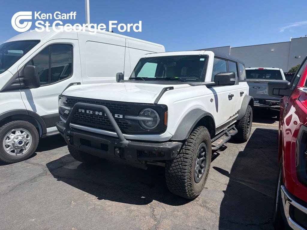 Used 2023 Oxford White Ford Wildtrak image 1