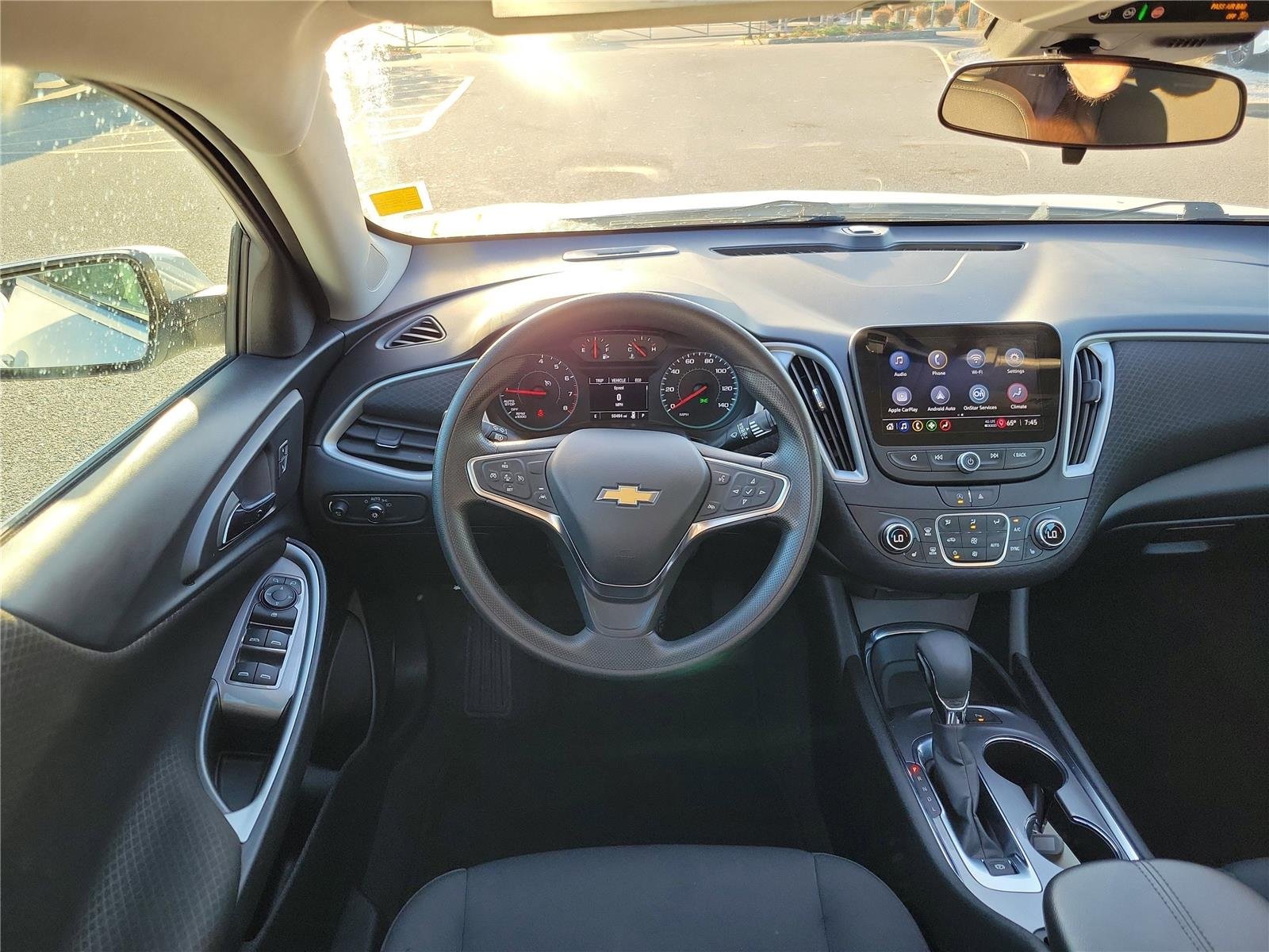 Used 2024 Summit White Chevrolet LT image 26