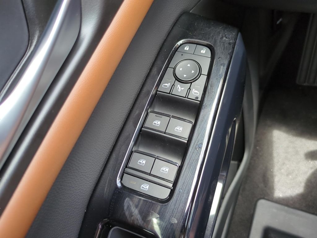 New 2026 Everest White Pearl TriCoat Nissan Platinum image 22