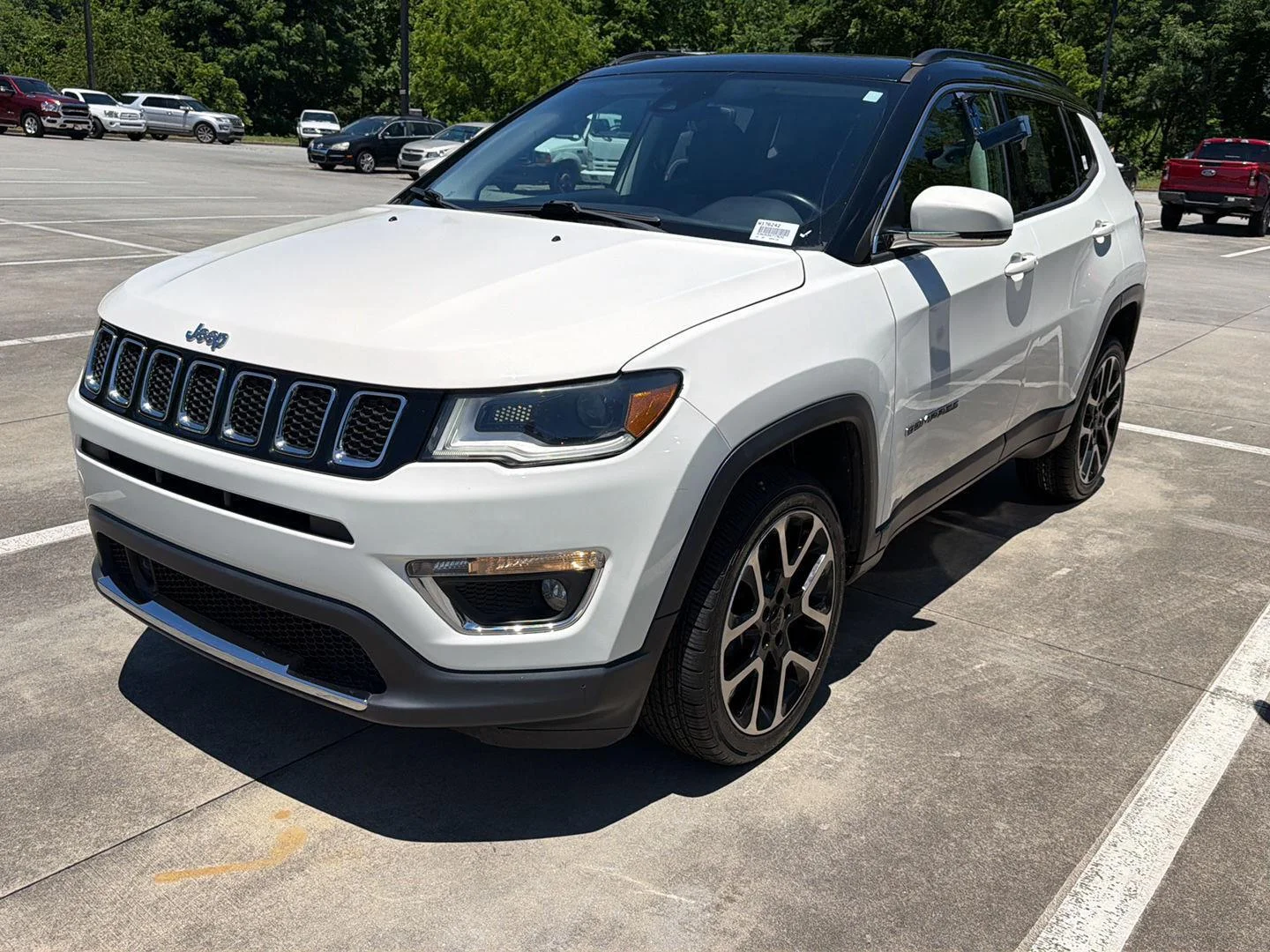 Used 2018 Jeep Compass Limited with VIN 3C4NJDCB8JT176242 for sale in Clayton, GA