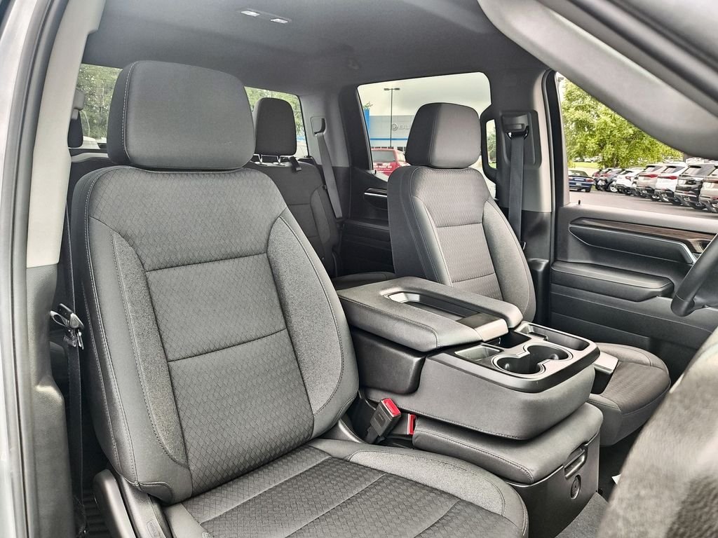 Used 2024 Gray Chevrolet LT image 25