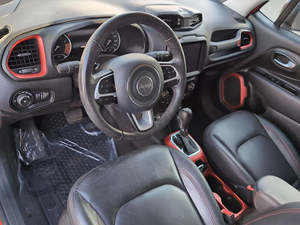 Used 2021 Omaha Orange Clearcoat Jeep Trailhawk image 9