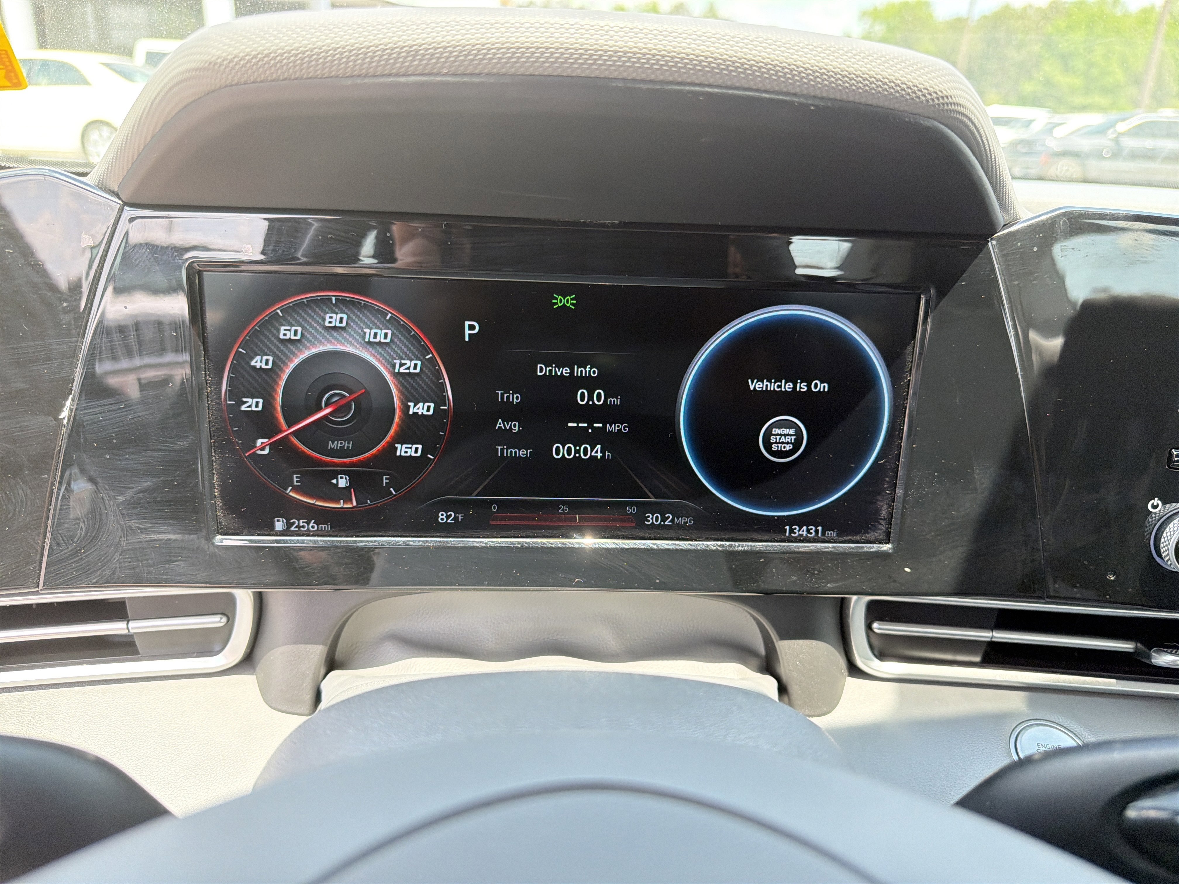 Used 2022 Phantom Black Hyundai SEL image 27