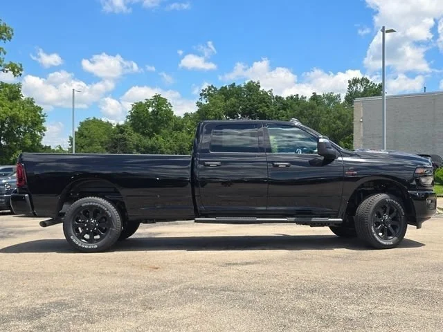 New 2026 Diamond Black Crystal Pearlcoat Ram Tradesman image 31
