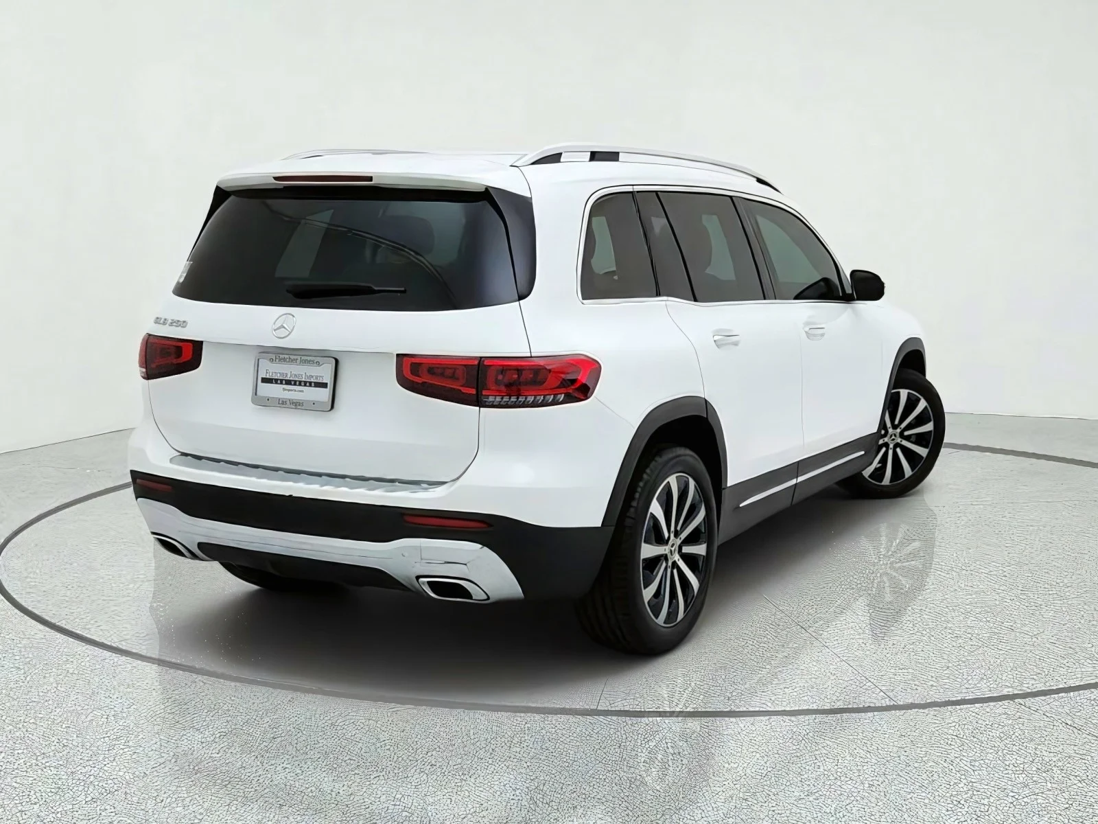 Certified Used 2023 Polar White Mercedes-Benz GLB 250 image 9