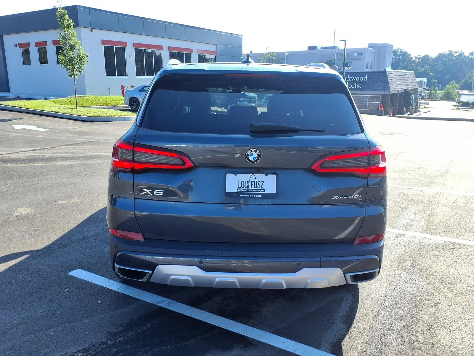 Used 2019 Arctic Gray Metallic BMW xDrive40i image 27