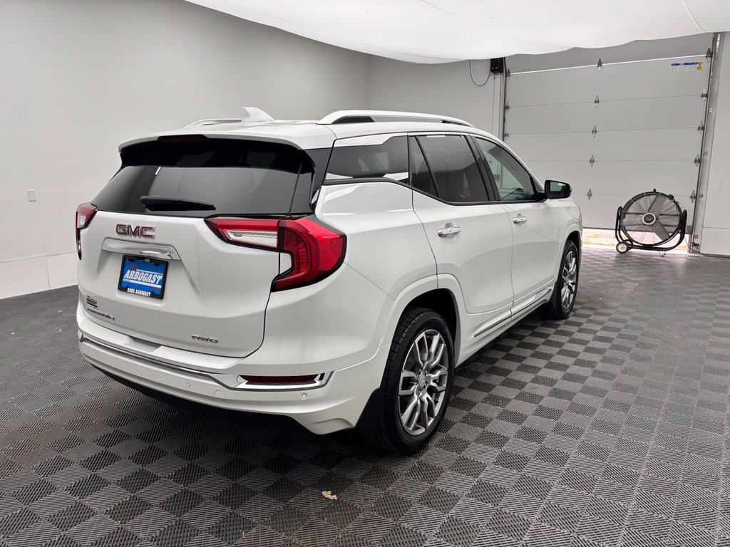 Certified Used 2023 White Frost Tri-Coat GMC Denali image 8