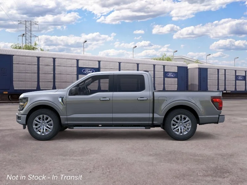 New 2026 Carbonized Gray Metallic Ford XLT image 3