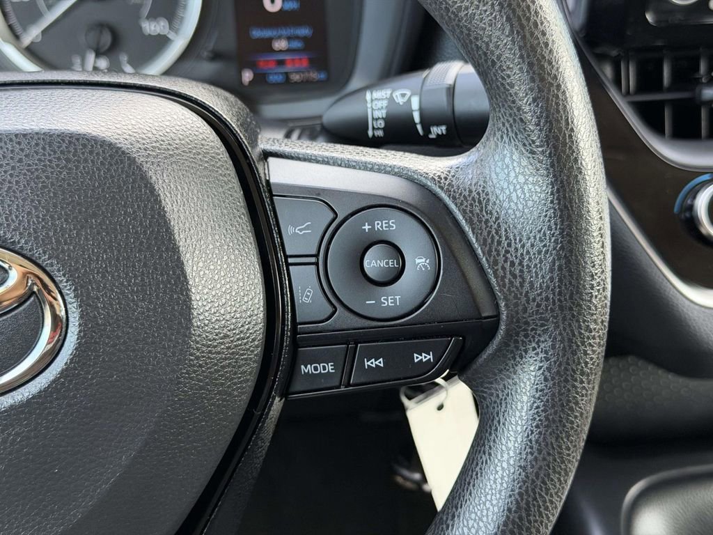 Certified Used 2022 Celestite Toyota LE image 10