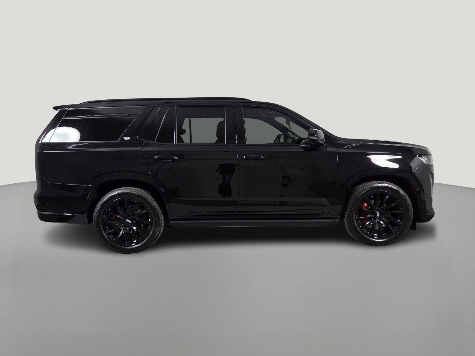 Used 2022 BLACK RAVEN Cadillac Sport image 6