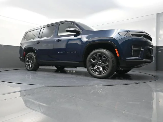 New 2026 Fathom Blue Pearl-Coat Exterior Paint Jeep Limited Altitude image 19