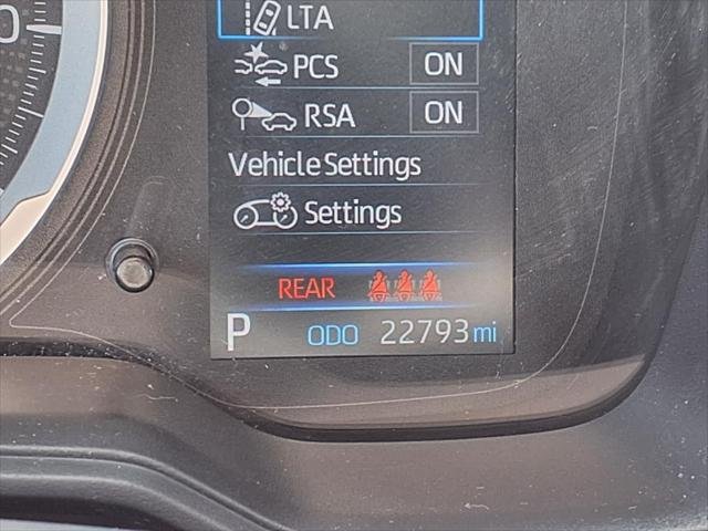Certified Used 2022 RUBY FLARE PEARL Toyota  image 22