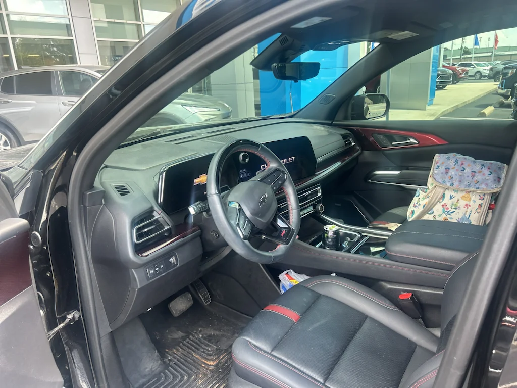 Used 2024 Mosaic Black Metallic Chevrolet RS image 4