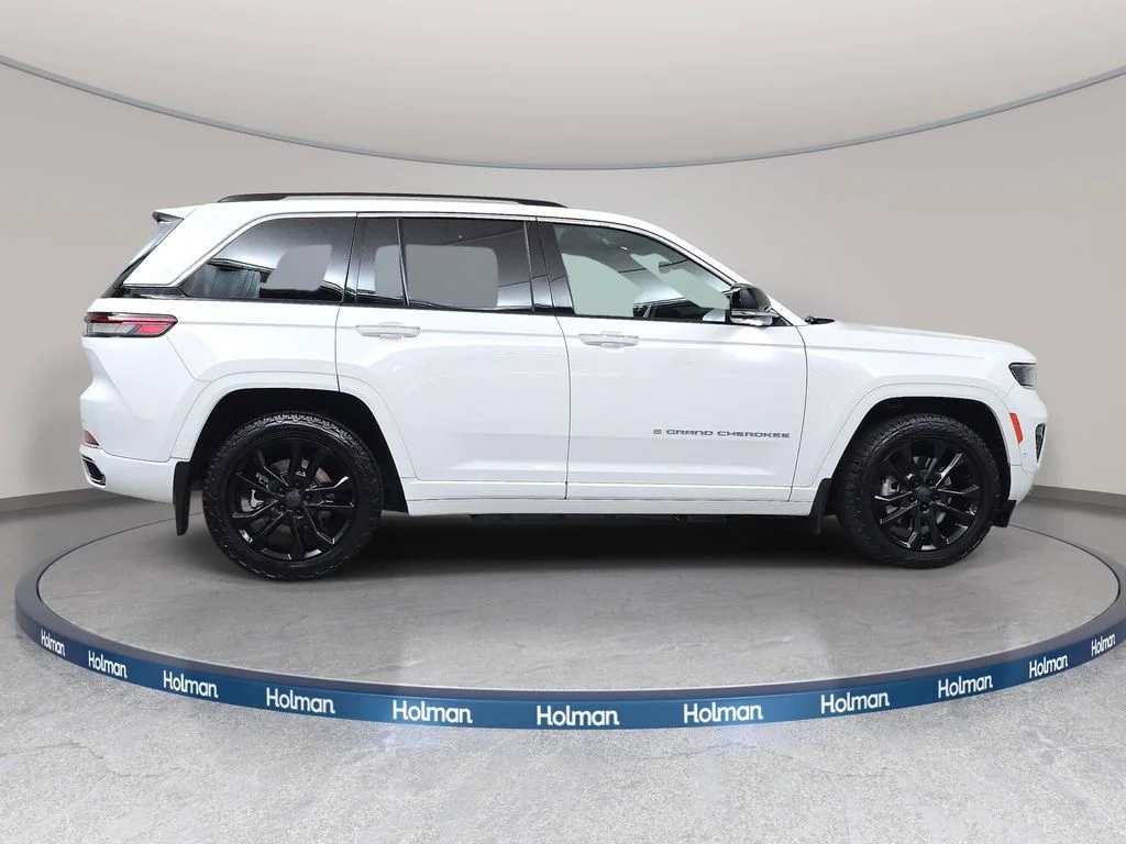 Used 2023 Bright White Clearcoat Jeep Overland 4xe image 5