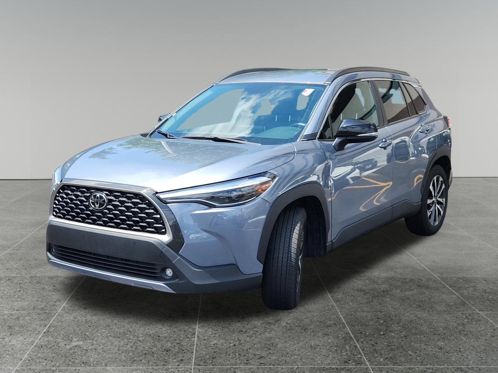Certified Used 2025 Celestite Toyota XLE image 3