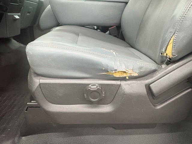 Used 2011 White Ford XL image 12