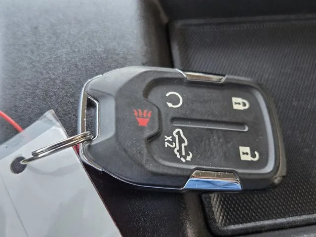 Used 2019 Summit White Chevrolet LT image 36