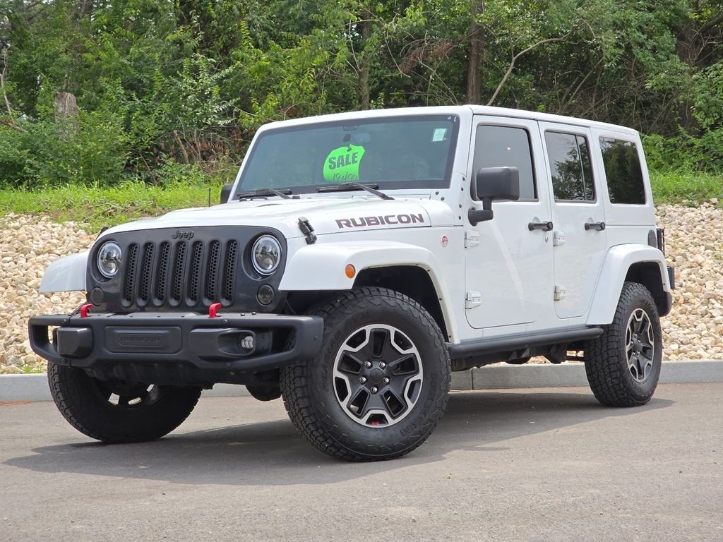 Used 2016 White Jeep Unlimited Rubicon image 1
