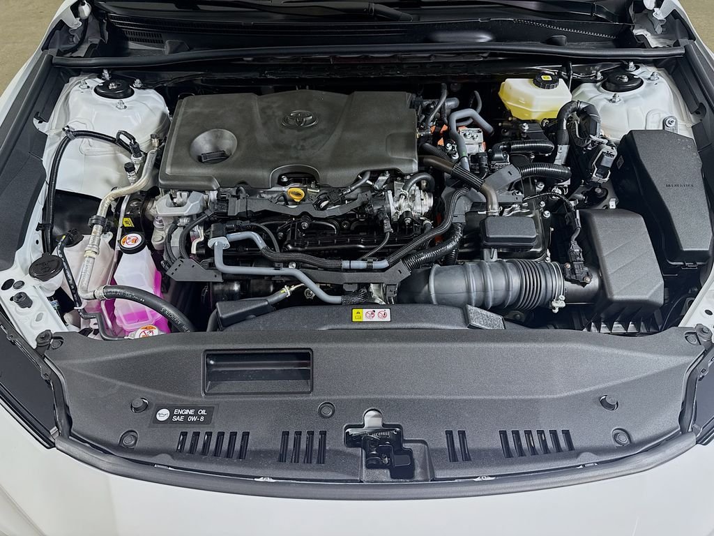 Used 2026 Ice Cap Toyota LE image 30