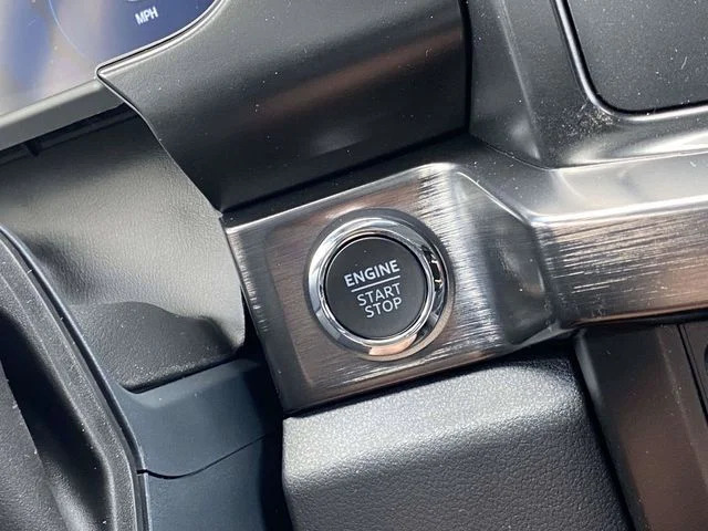 New 2026 Glacier Gray Metallic Tri-Coat Ford Lariat image 14