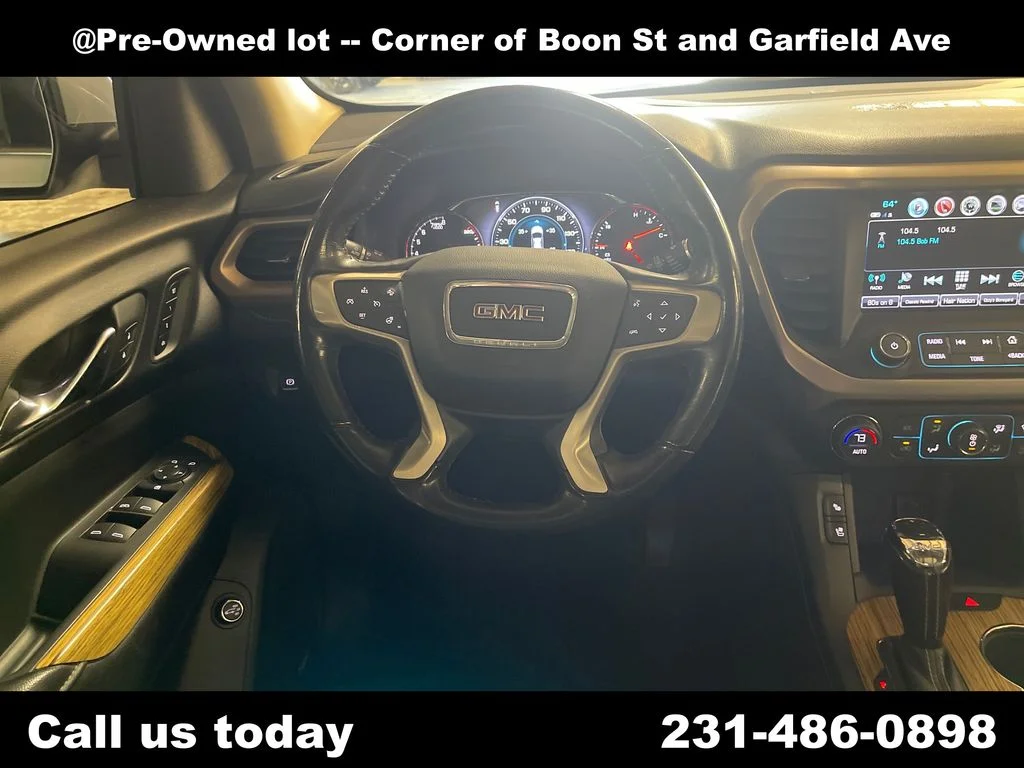 Used 2018 White GMC Denali image 17