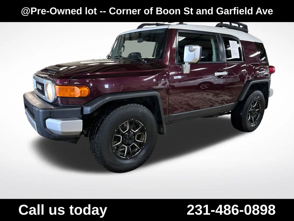 Used 2007 Red Toyota Base image 1