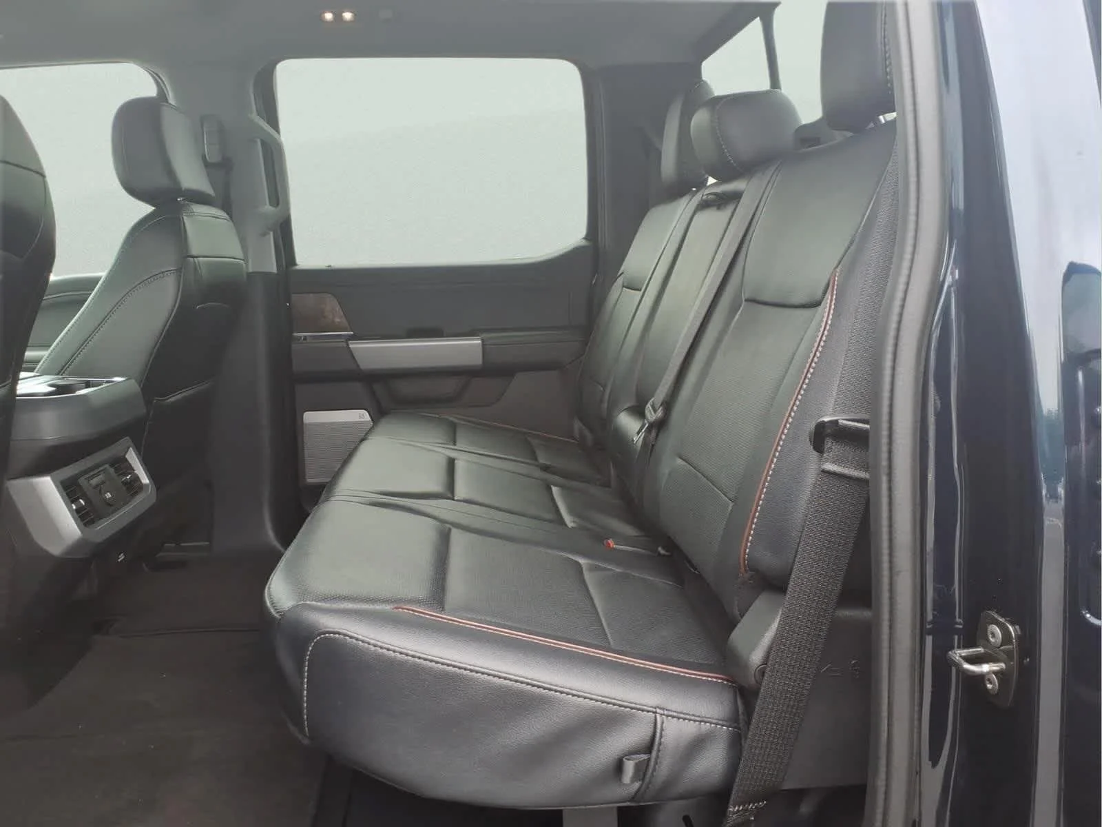 Used 2024 Antimatter Blue Ford LARIAT image 29
