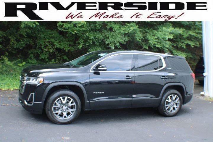 Certified Used 2022 Ebony Twilight Metallic GMC SLE image 4