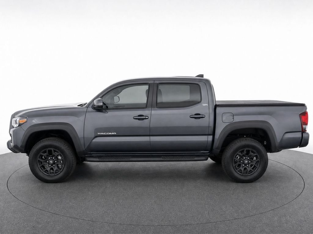 Used 2022 Magnetic Gray Metallic Toyota SR5 image 32