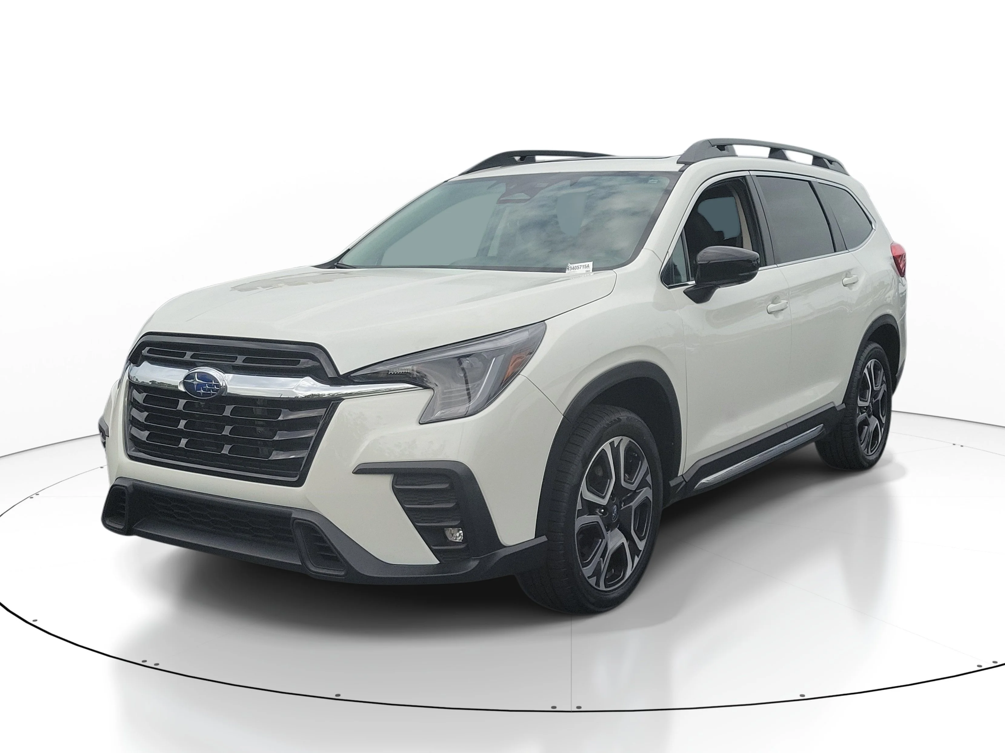 Used 2024 Crystal White Pearl Subaru Limited image 3