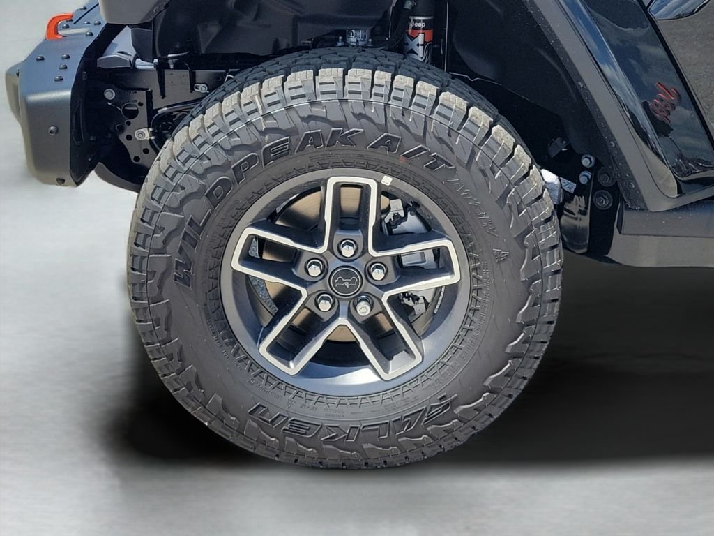 New 2026 Black Clear-Coat Exterior Paint Jeep Mojave X image 10