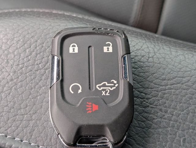 Used 2020 White GMC Denali image 35