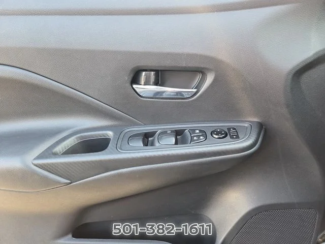 2025 Nissan Versa Sedan SV - Photo 28
