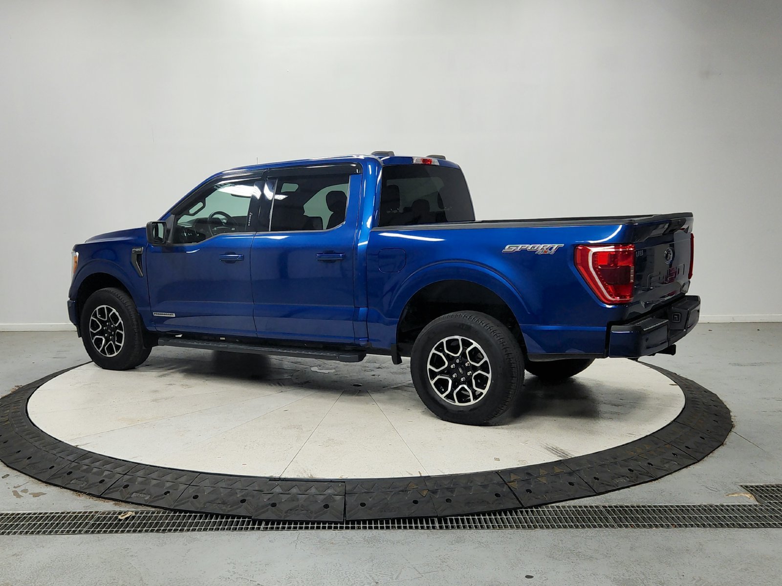 2022 Ford F-150 XLT - Photo 6