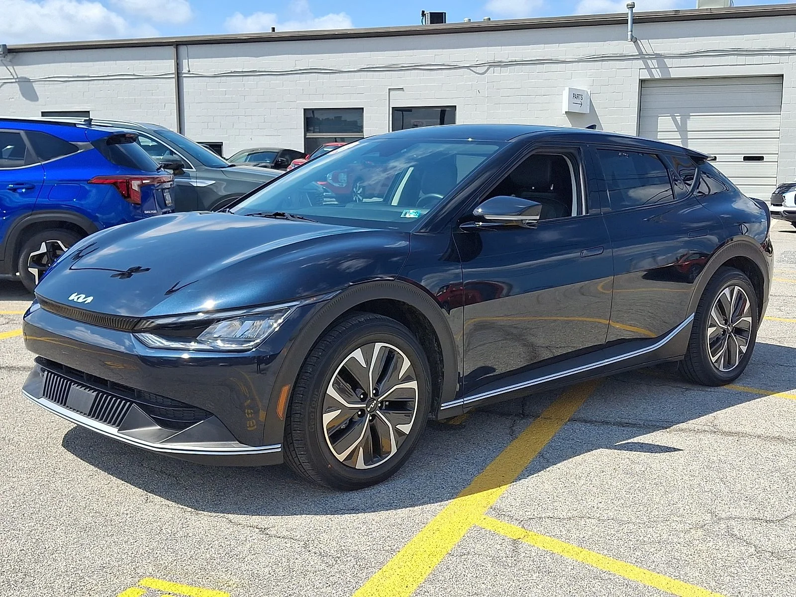 Certified Used 2024 Blue Kia Light image 6