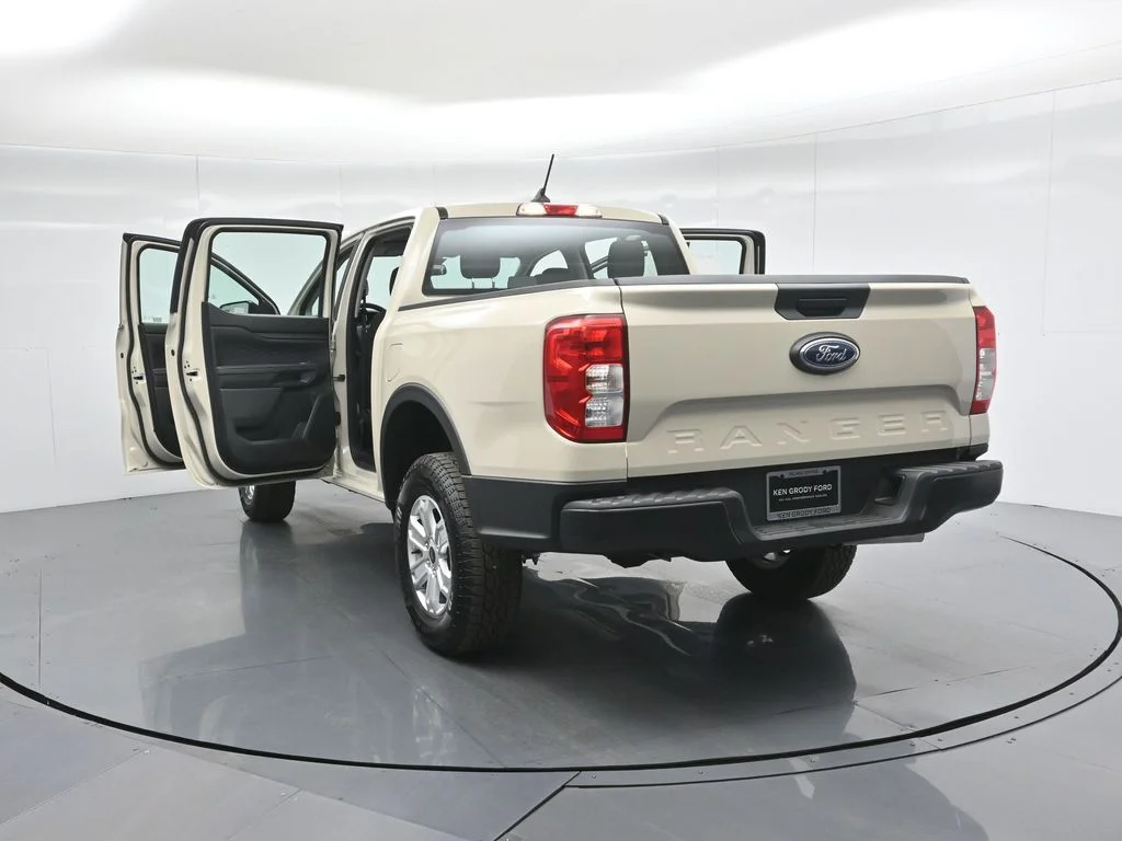 New 2025 Beige Ford XL image 33