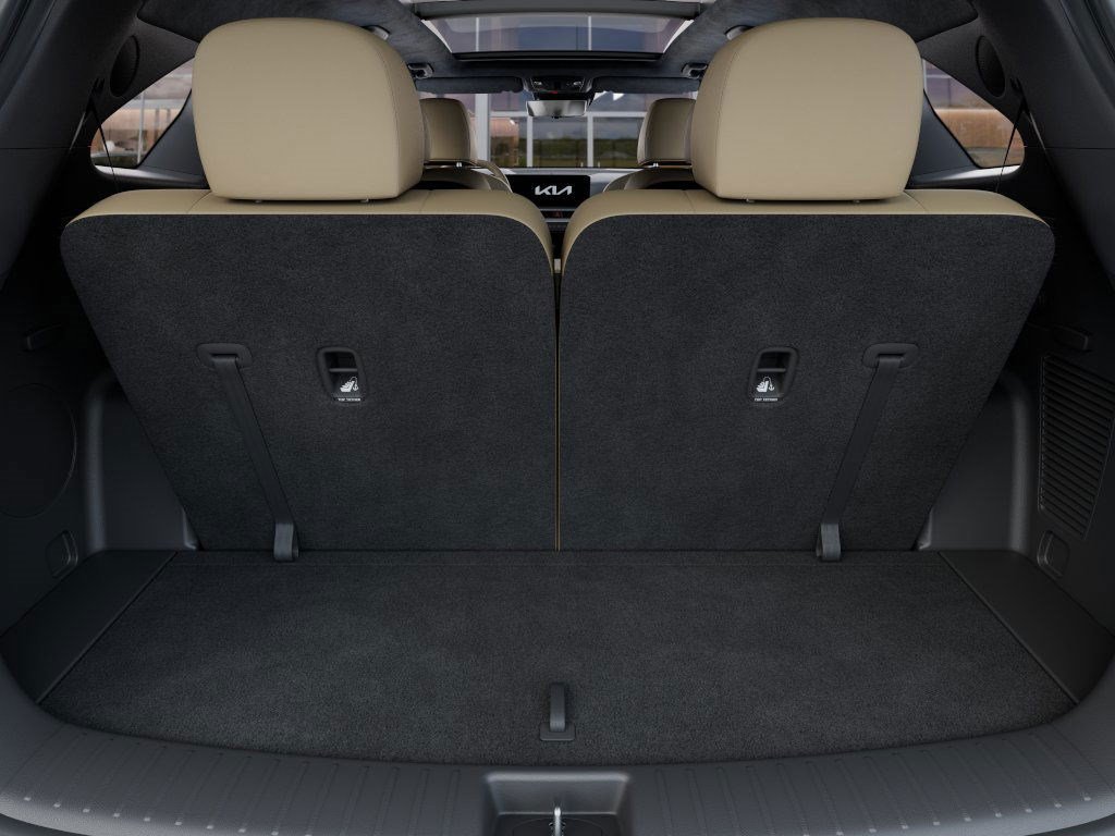 New 2026 Ivory Silver Kia X-Line SX Prestige image 19