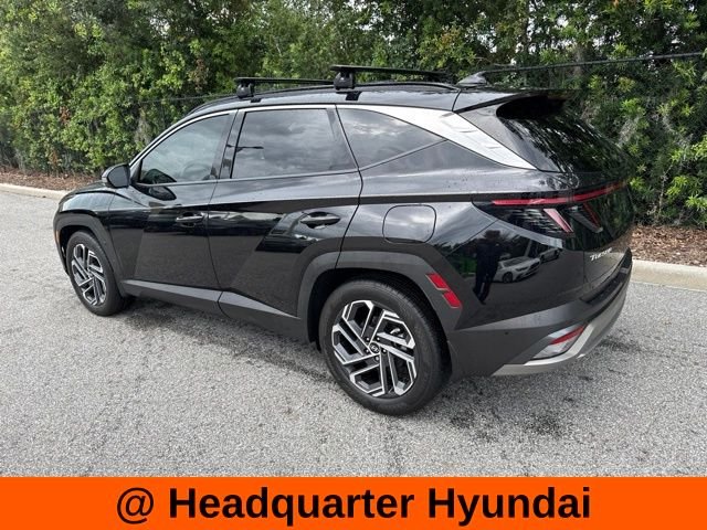 Used 2025 Black Hyundai Limited image 3