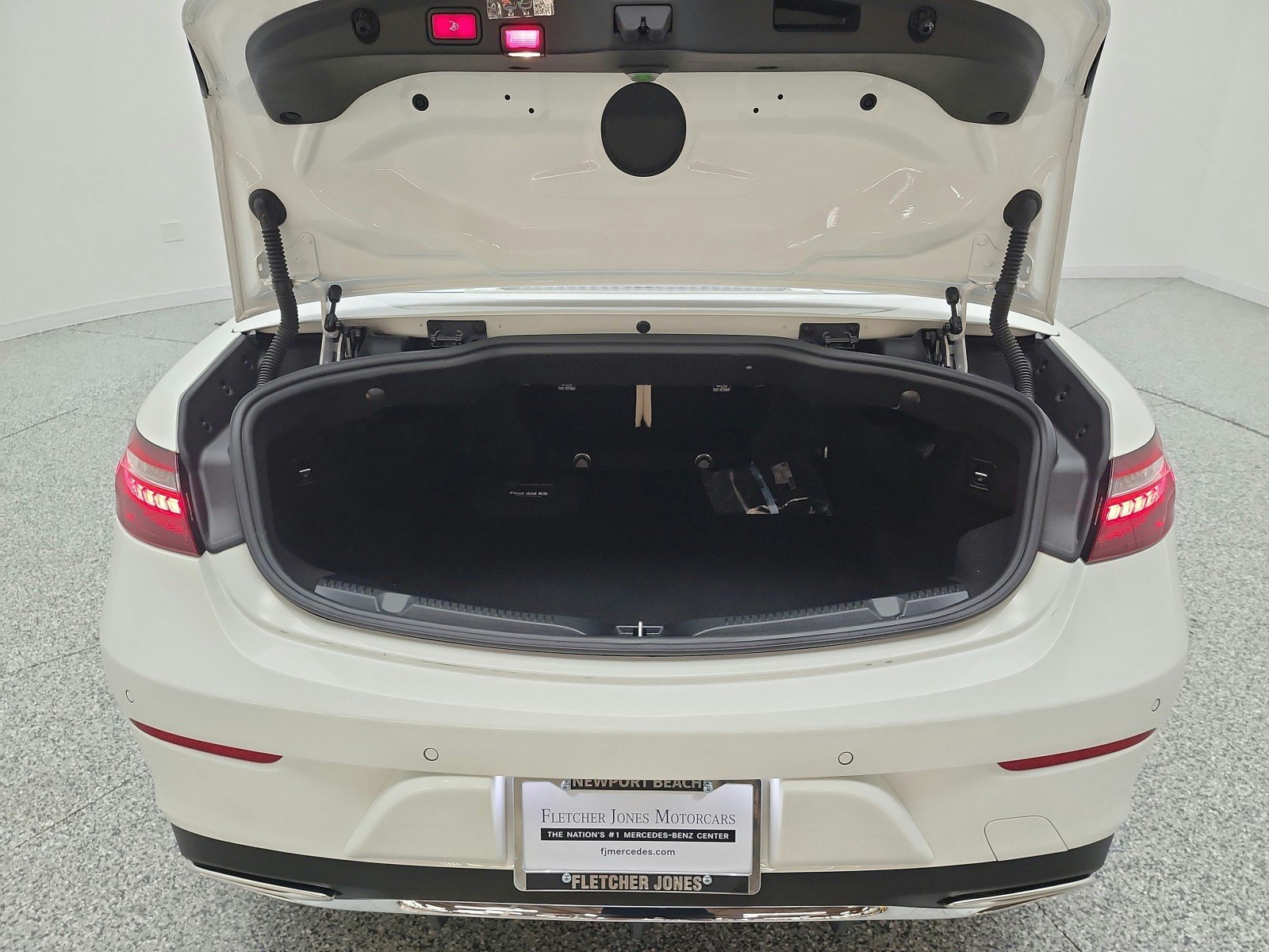 Certified Used 2023 Polar White Mercedes-Benz E 450 RWD Cabriolet image 18