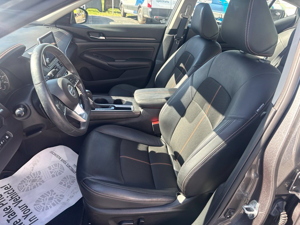 Used 2022 Gray Nissan 2.5 SR image 40