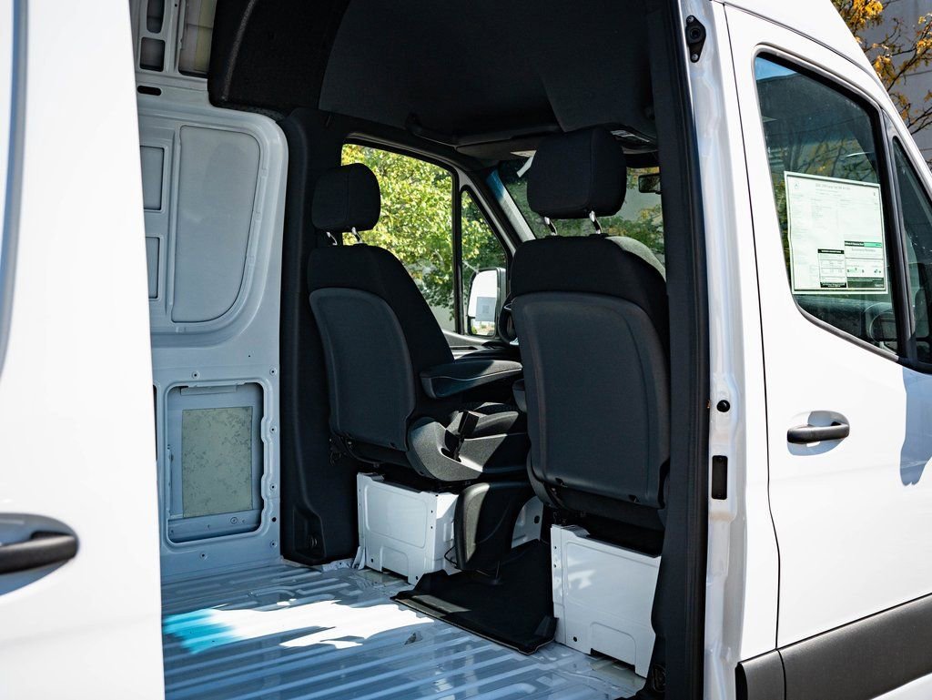 2026 Mercedes-Benz Sprinter Cargo Van Base - Photo 33