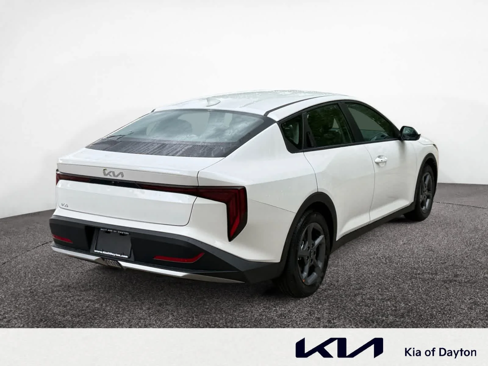 New 2026 Snow White Pearl Kia LXS image 5