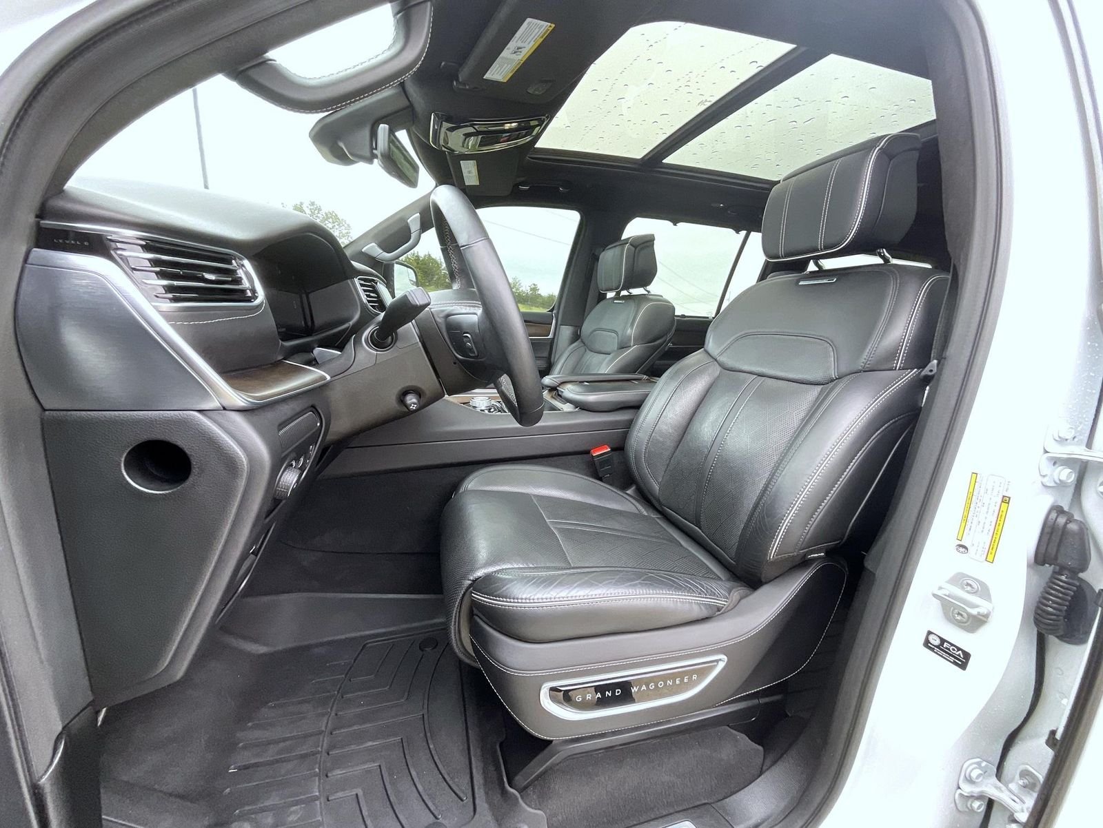 Used 2023 White Jeep Series II image 11