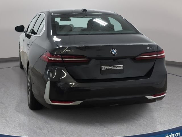 Certified Used 2026 Dark Graphite Metallic BMW 530i xDrive image 6