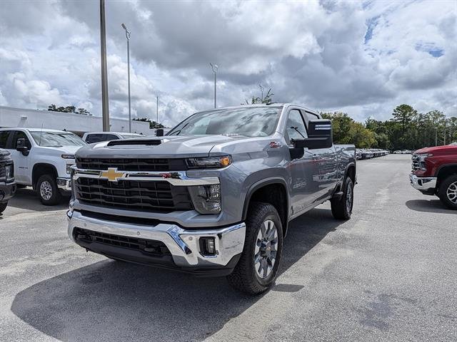 New 2026 Sterling Gray Metallic Chevrolet LT image 7