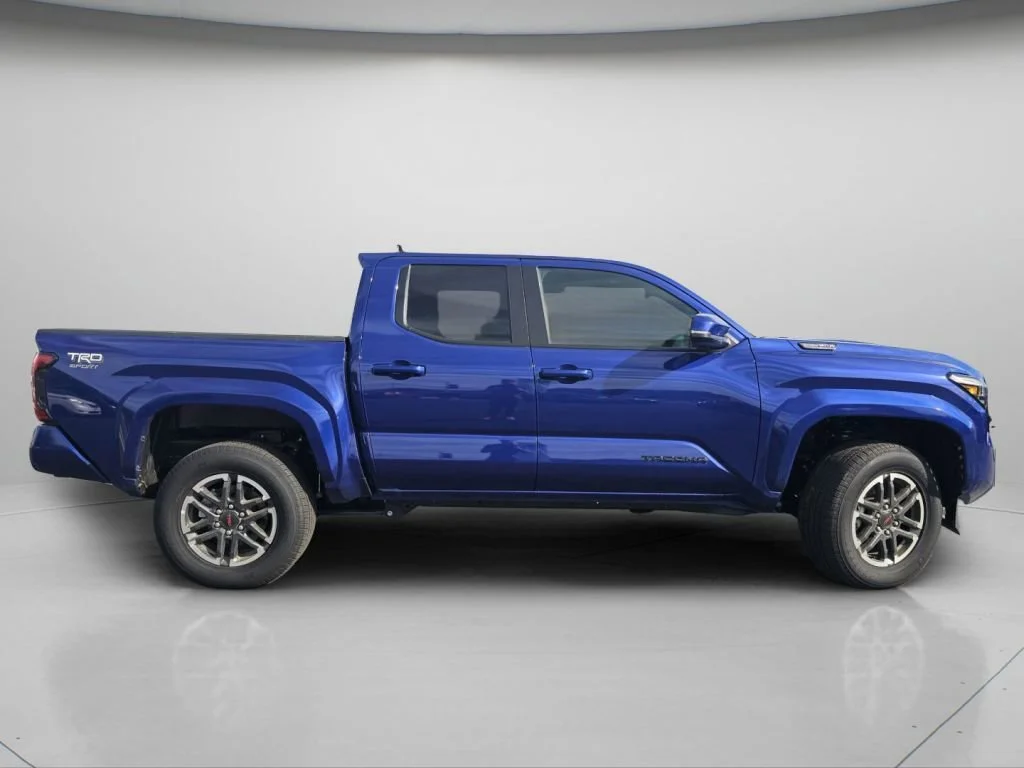 2025 Toyota Tacoma TRD Sport - Photo 9