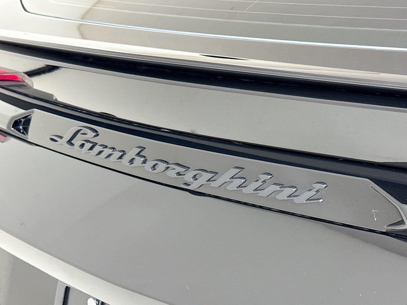 2024 Lamborghini Urus S - Photo 44