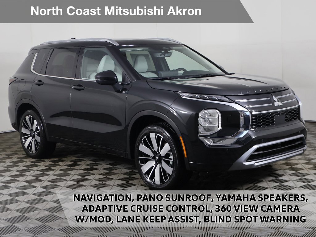 Used 2025 Black Mitsubishi SEL image 1