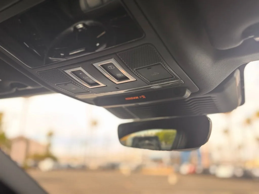 Certified Used 2024  Land Rover Dynamic image 13