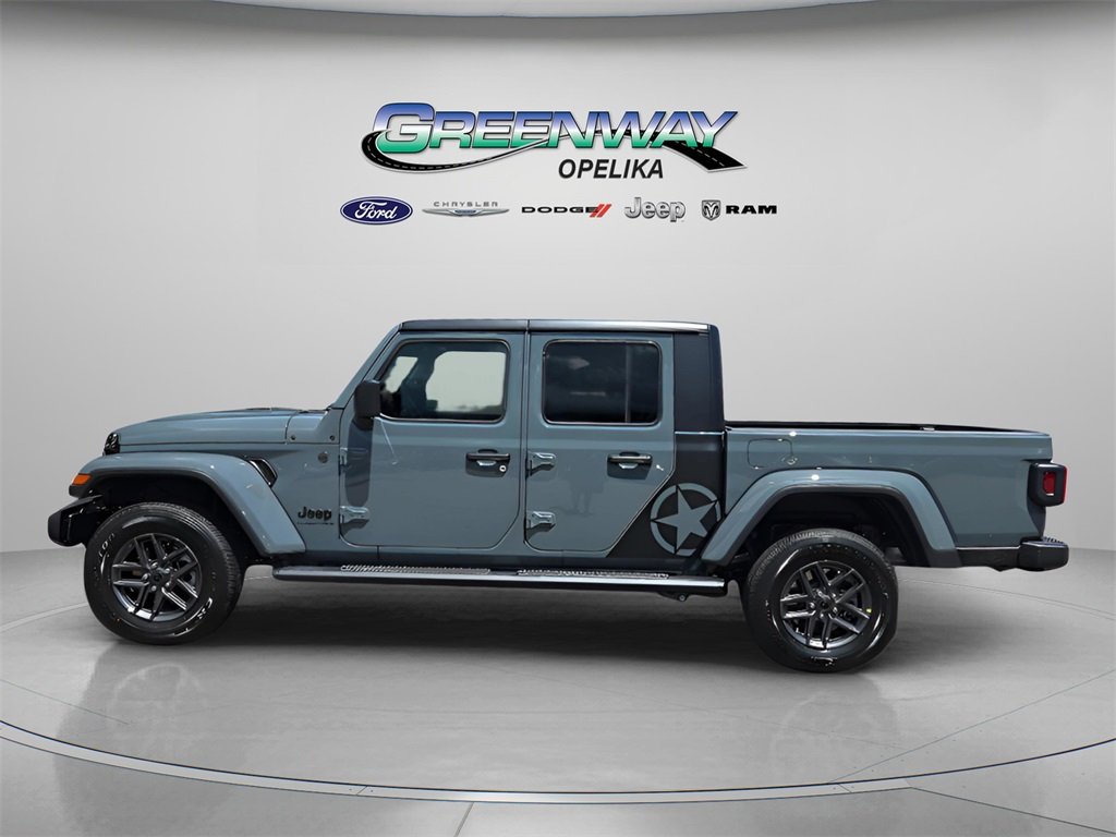 2025 Jeep Gladiator Sport S photo 2